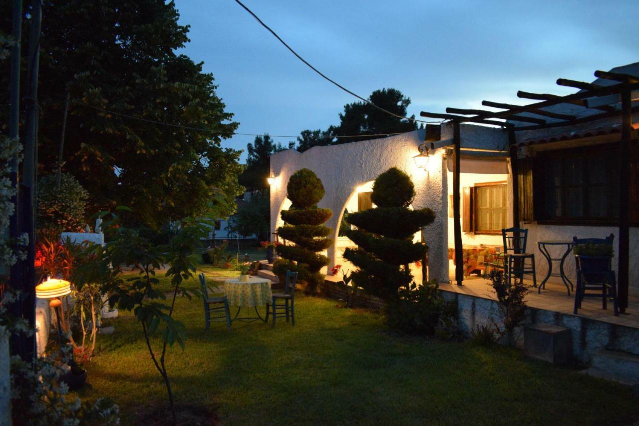 Villa Achilleas Nea Kallikrateia Exterior photo